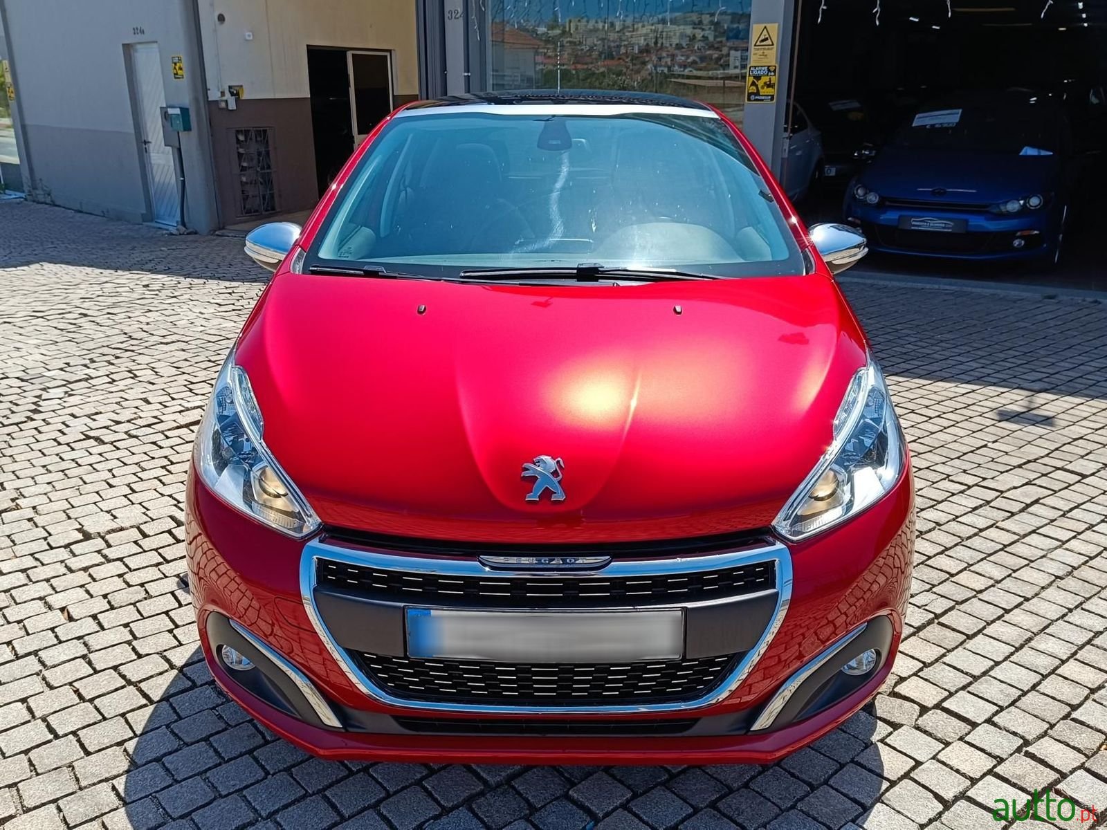 2018' Peugeot 208 photo #2