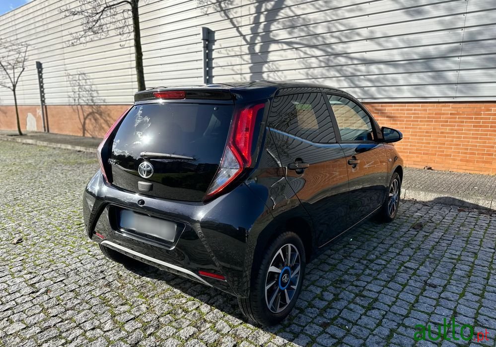 2018' Toyota Aygo X-Trend photo #3