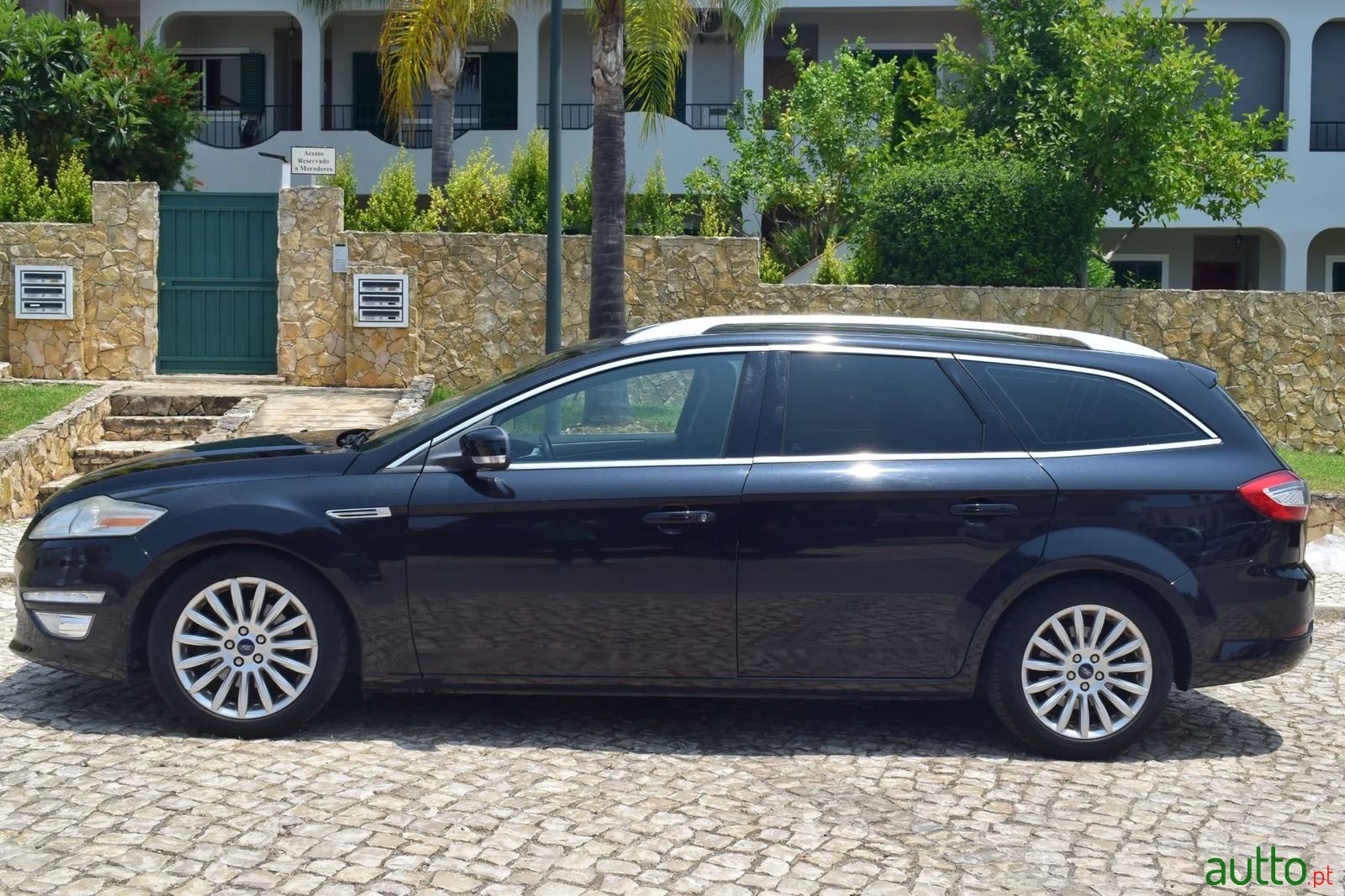 2011' Ford Mondeo Sw photo #4