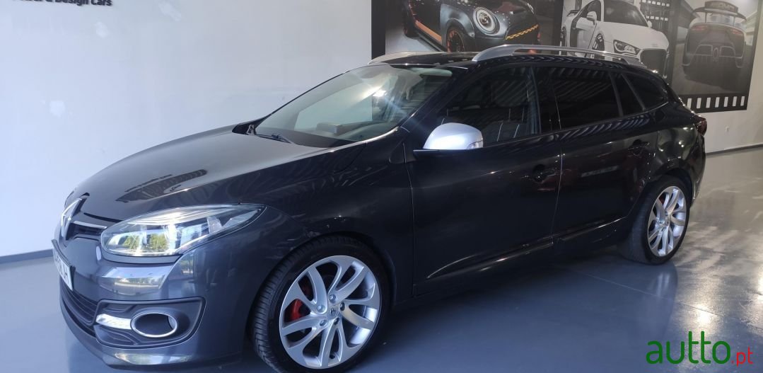 2014' Renault Megane Sport Tourer photo #1