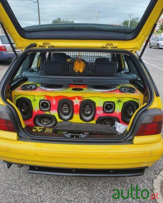 1995' BMW 318 photo #1