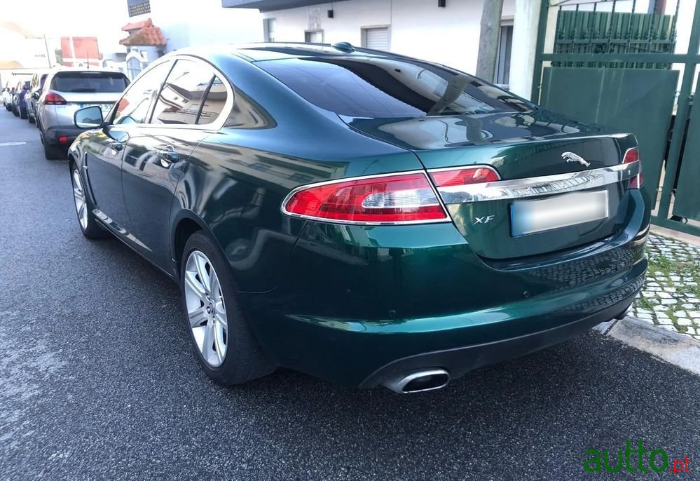 2008' Jaguar XF 3.0 V6 Luxury photo #5