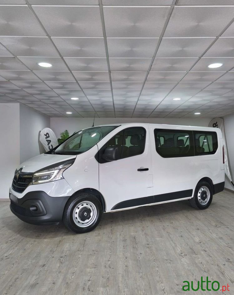 2020' Renault Trafic photo #2