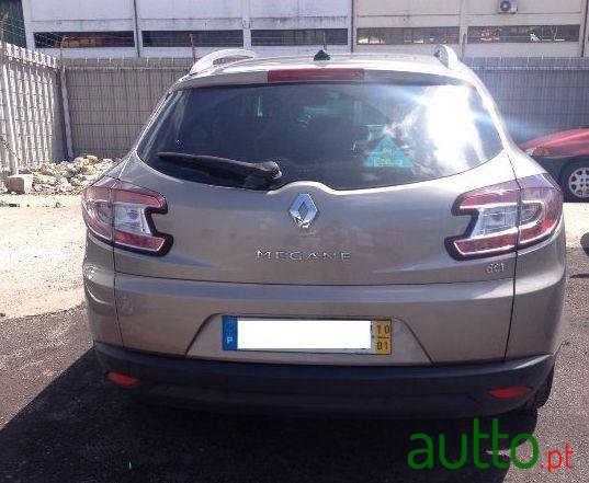 2010' Renault Megane Sport Tourer photo #1