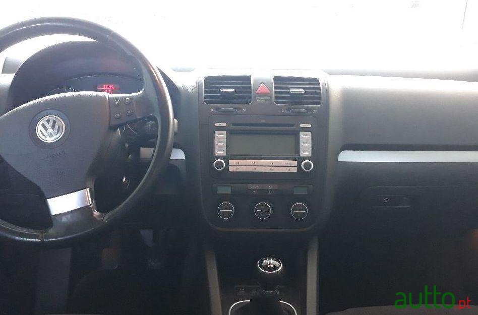 2008' Volkswagen Golf Variant photo #3