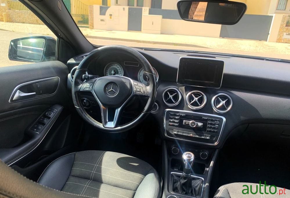 2013' Mercedes-Benz A 180 photo #6