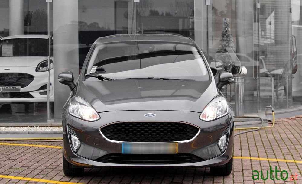 2018' Ford Fiesta 1.5 Tdci Business photo #2