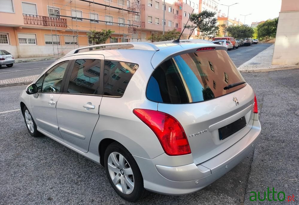 2013' Peugeot 308 Sw photo #6