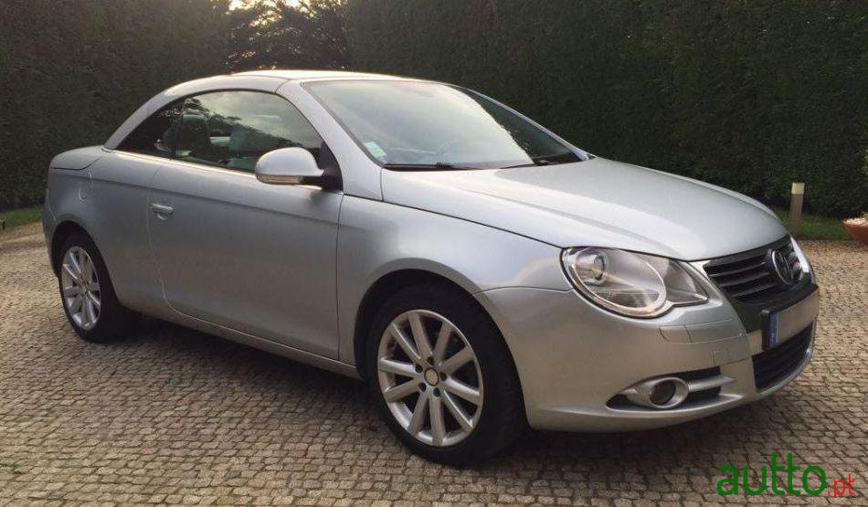 2006' Volkswagen Eos photo #2