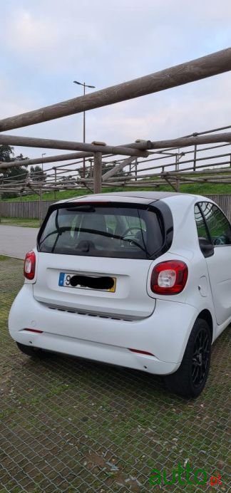 2015' Smart Fortwo photo #5