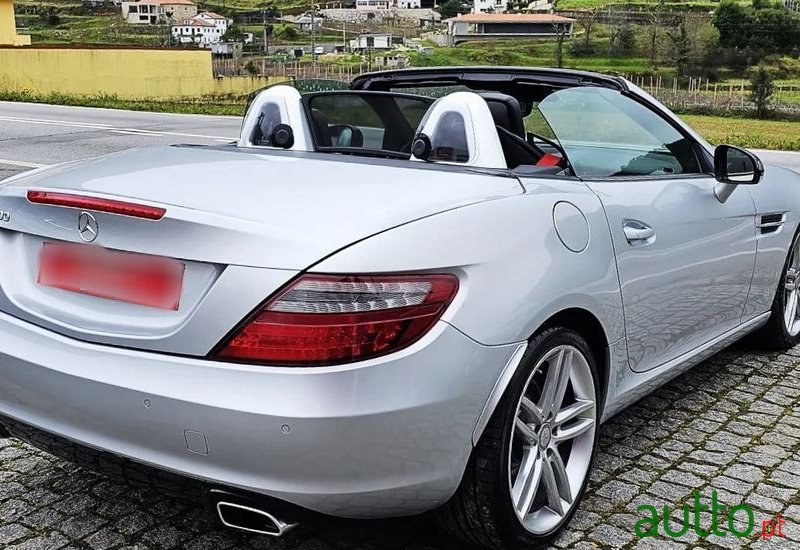 2016' Mercedes-Benz SLK 200 photo #3