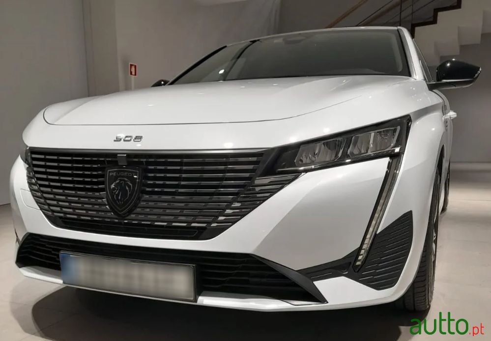 2023' Peugeot 308 photo #1
