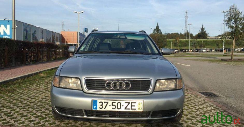 1997' Audi A4 Avant photo #4