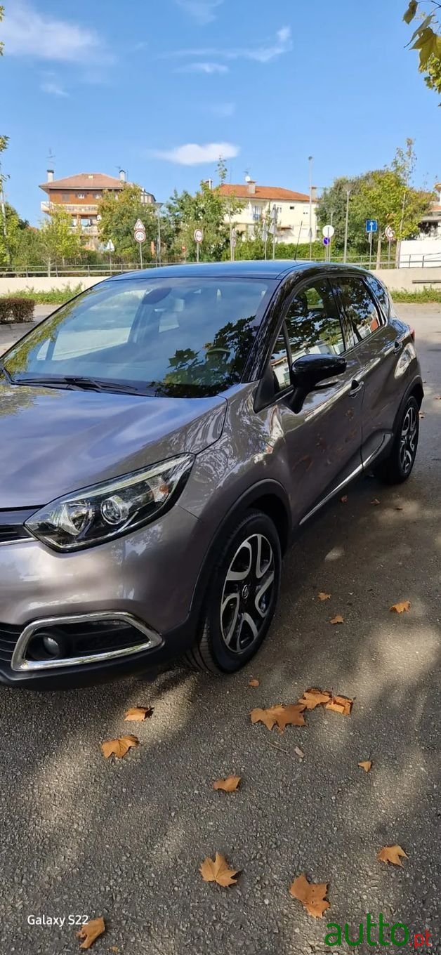 2017' Renault Captur photo #2