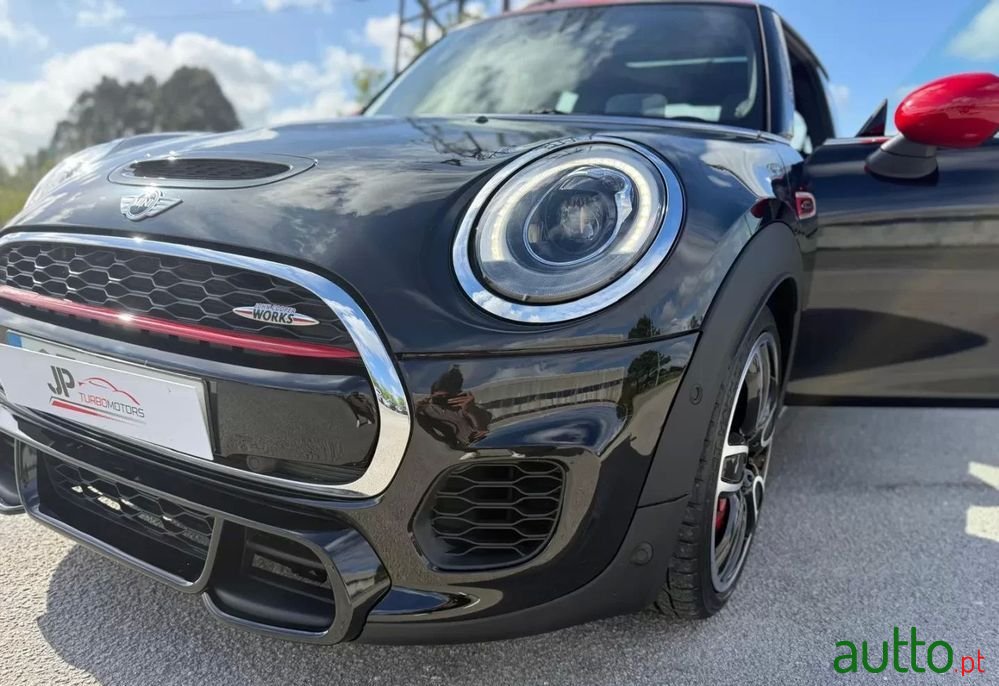 2018' MINI John Cooper Works 3 Portas photo #2