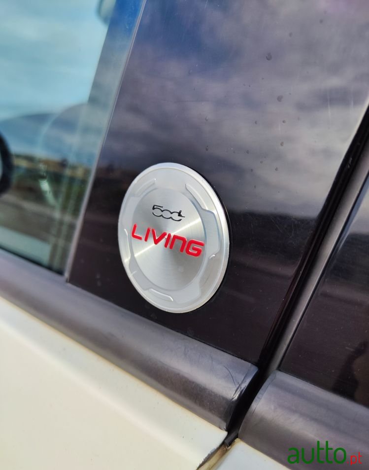 2016' Fiat 500L photo #4