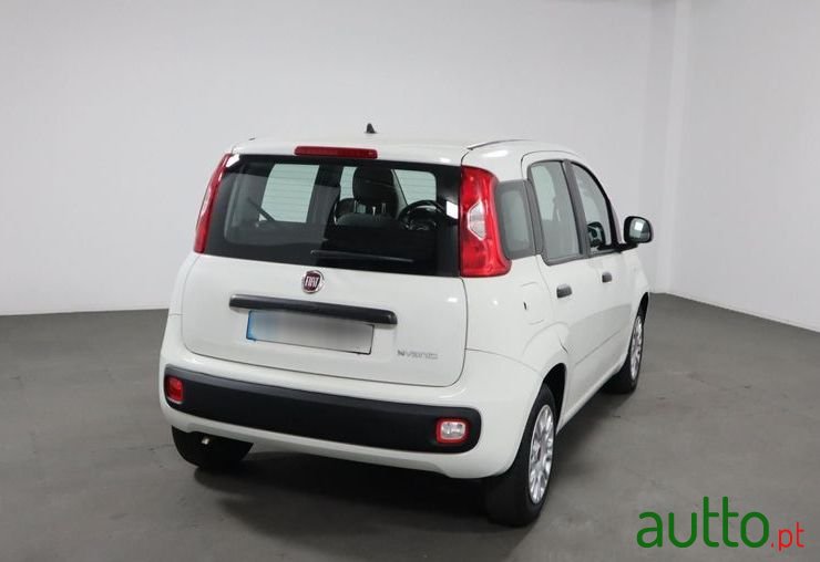 2022' Fiat Panda 1.0 Hybrid photo #3
