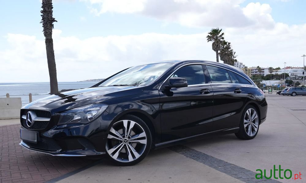 2017' Mercedes-Benz Classe Cla photo #1