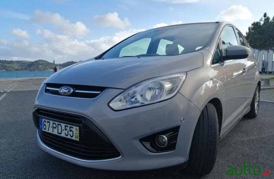 2011' Ford C-MAX photo #1