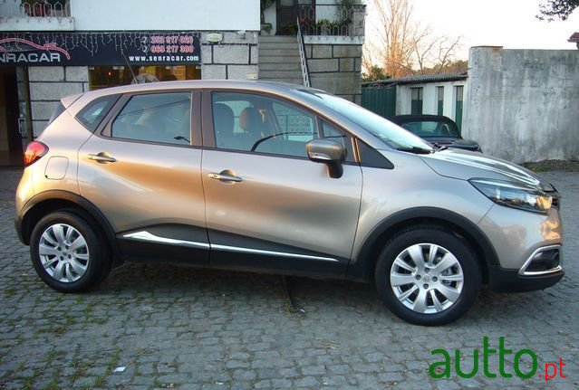 2013' Renault Captur Sport photo #3