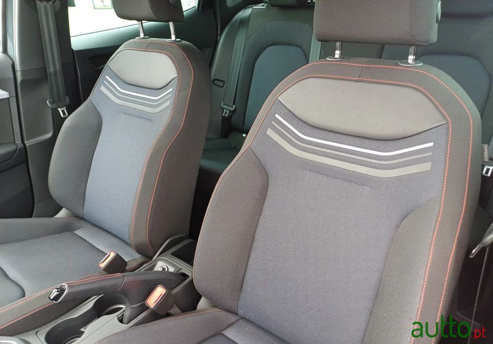 2023' SEAT Ibiza 1.0 Tsi Fr photo #6