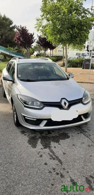 2015' Renault Megane Sport Tourer photo #1