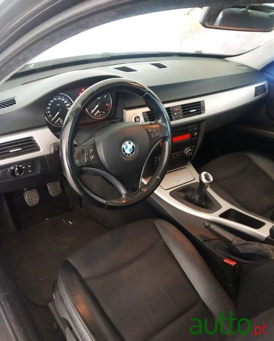 2007' BMW 320 photo #3