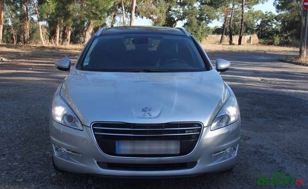 2011' Peugeot 508 Sw photo #3