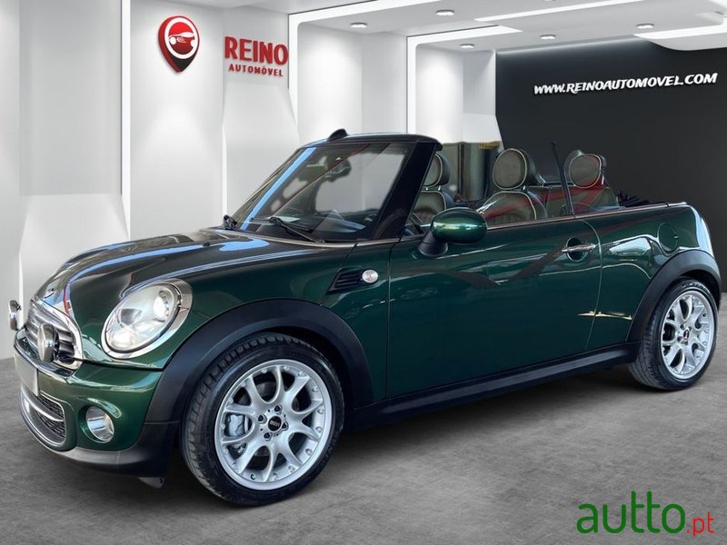 2011' MINI Cabrio Cooper D photo #1