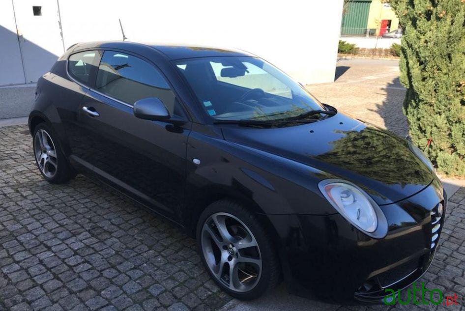 2010' Alfa Romeo MiTo 1.6 Jtd photo #2