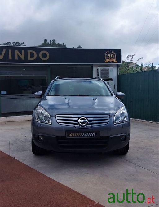 2009' Nissan Qashqai photo #2