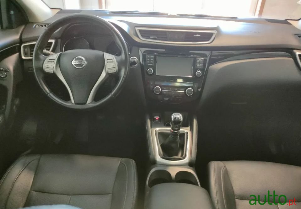 2015' Nissan Qashqai photo #3