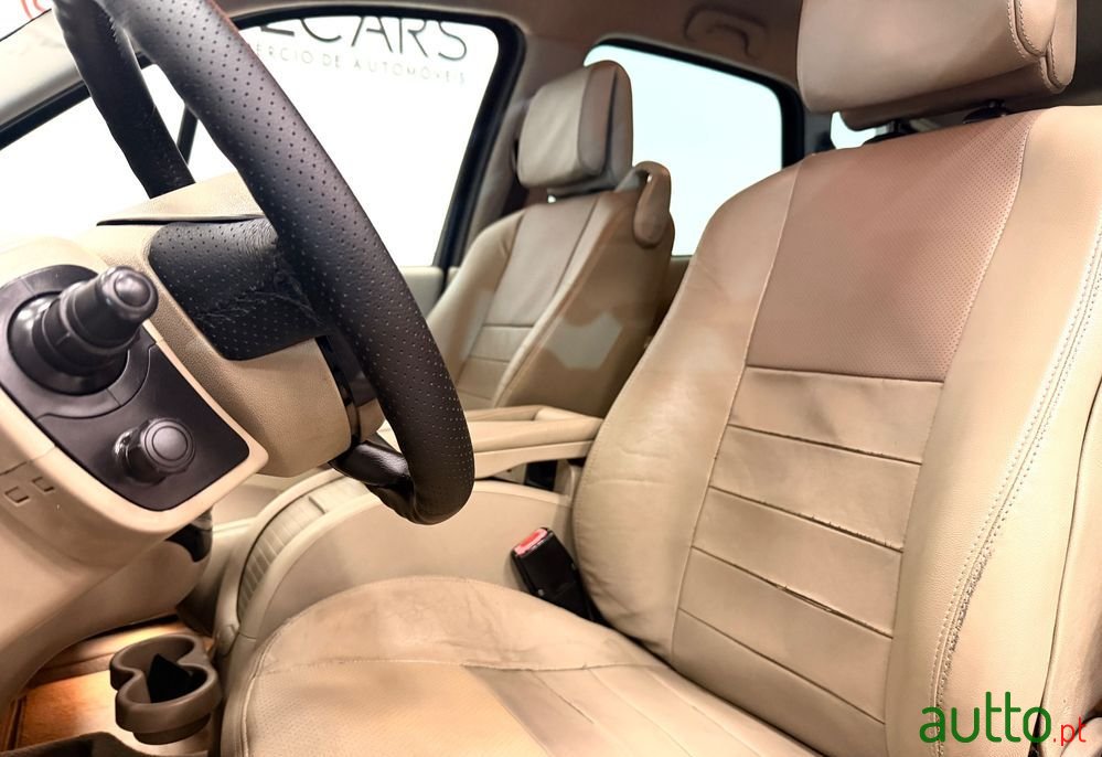 2007' Renault Grand Scenic photo #4