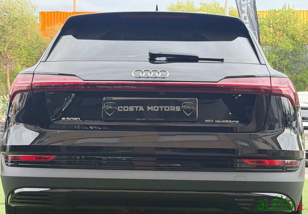 2020' Audi e-tron photo #6