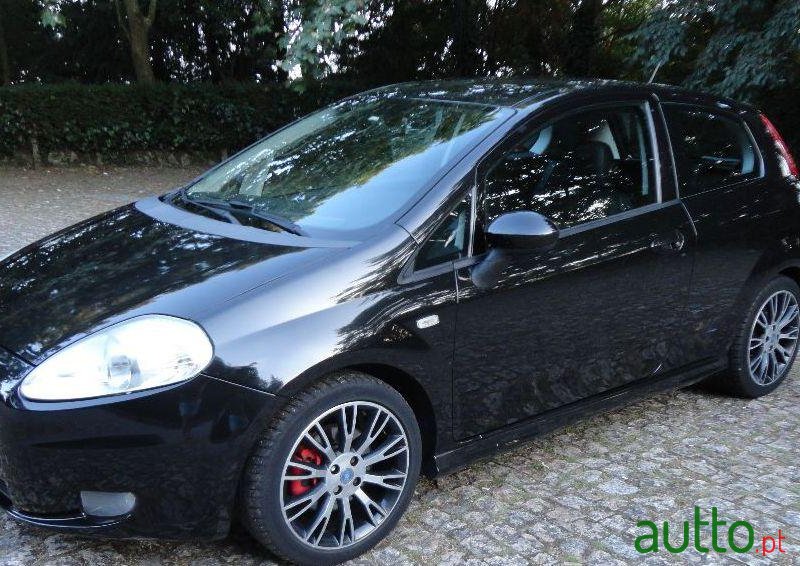 2008' Fiat Grande Punto Sport photo #3