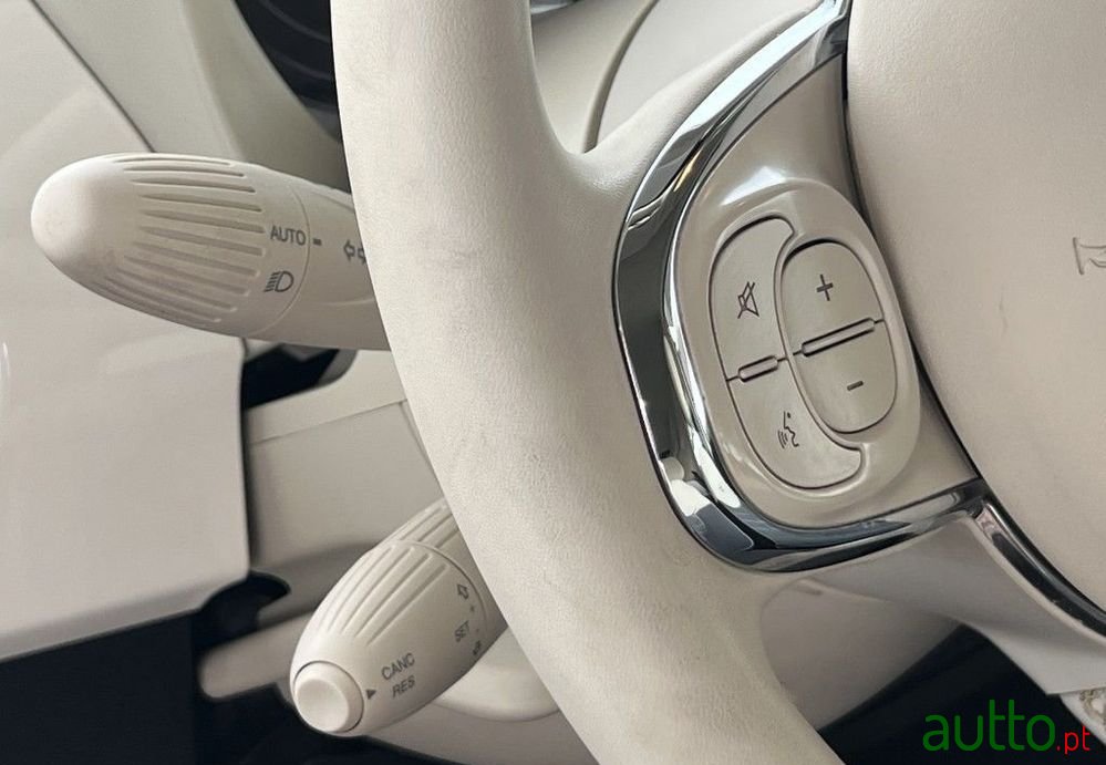 2021' Fiat 500C 1.0 Hybrid Connect photo #5
