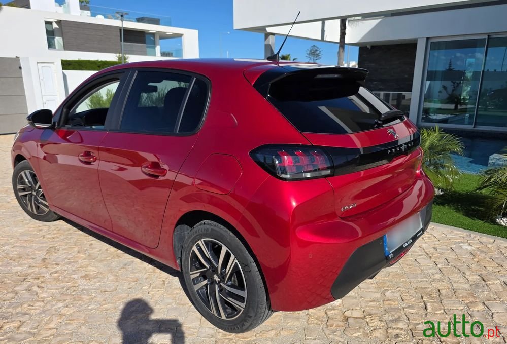 2023' Peugeot 208 photo #6