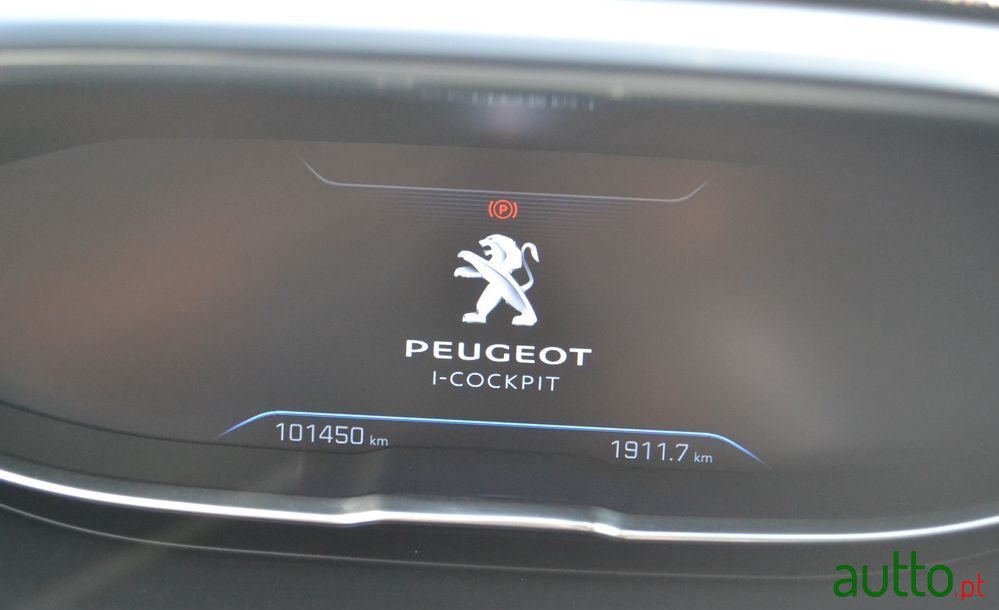 2018' Peugeot 3008 photo #6