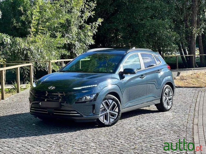 2021' Hyundai Kauai photo #1