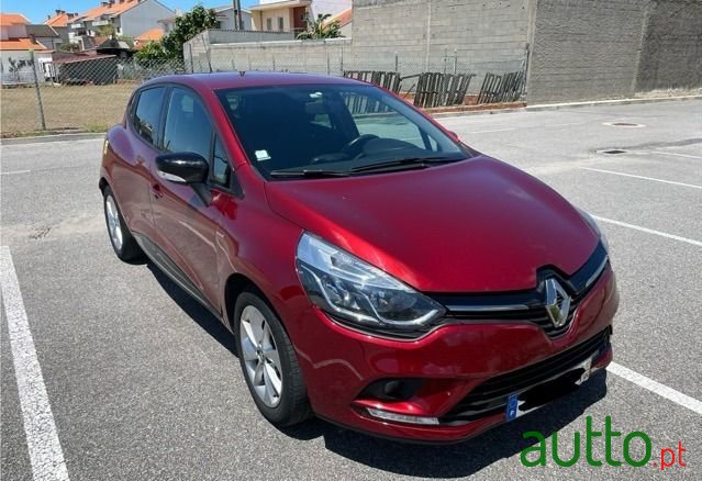 2017' Renault Clio 0.9 Tce Limited photo #5