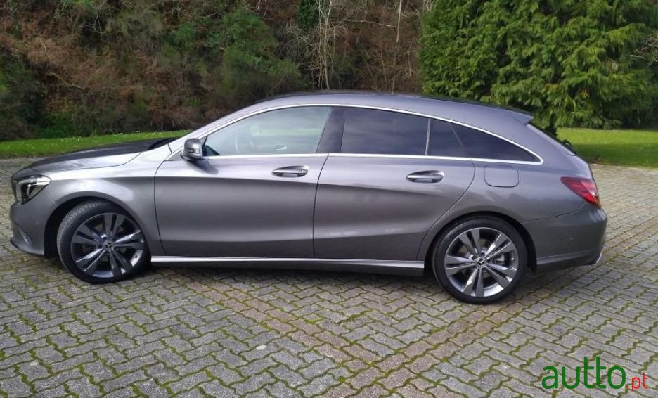 2017' Mercedes-Benz Cla-180 photo #2
