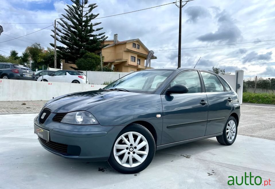 2006' SEAT Ibiza photo #1