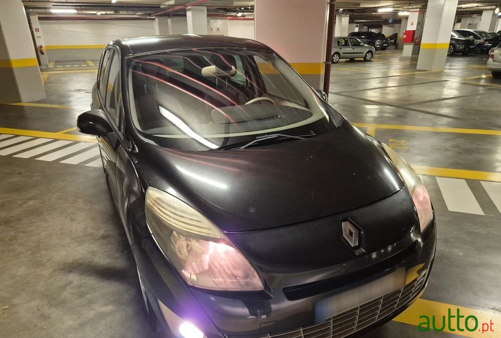 2009' Renault Grand Scenic photo #4