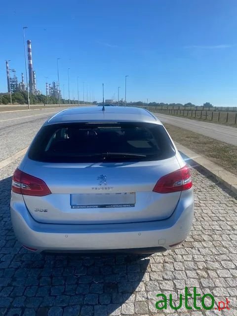 2015' Peugeot 308 Sw photo #4