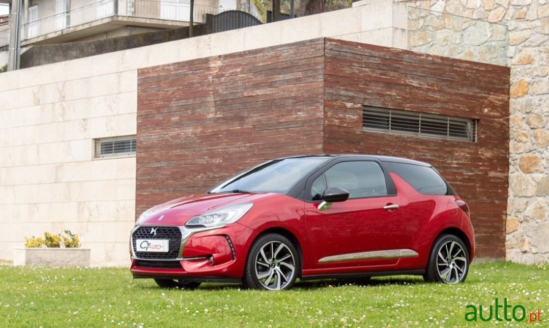 2017' DS Automobiles Ds3 photo #2