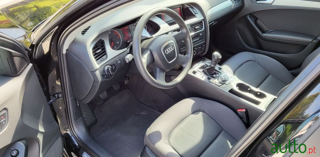 2008' Audi A4 Avant photo #6