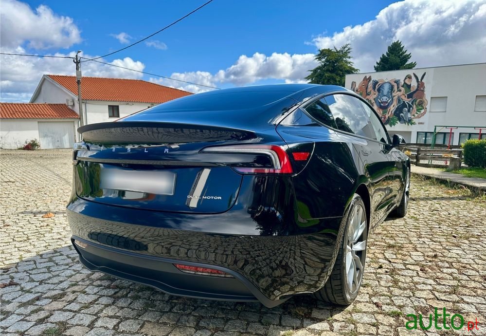 2024' Tesla Model 3 photo #2