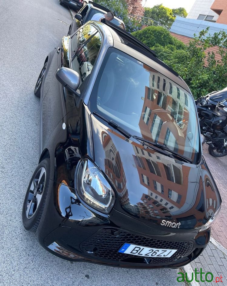 2020' Smart Forfour Electric Drive Passion photo #4