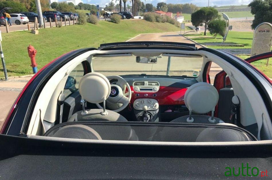 2011' Fiat 500C photo #3