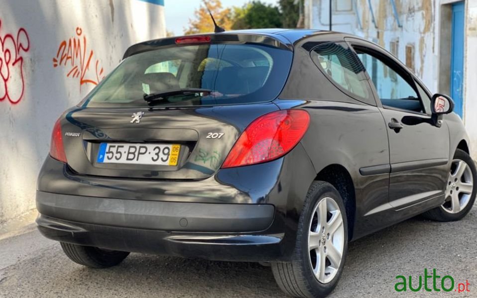 2006' Peugeot 207 Sport photo #3